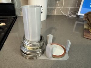 Mason Jar lid and ring holder made with a 3D printer